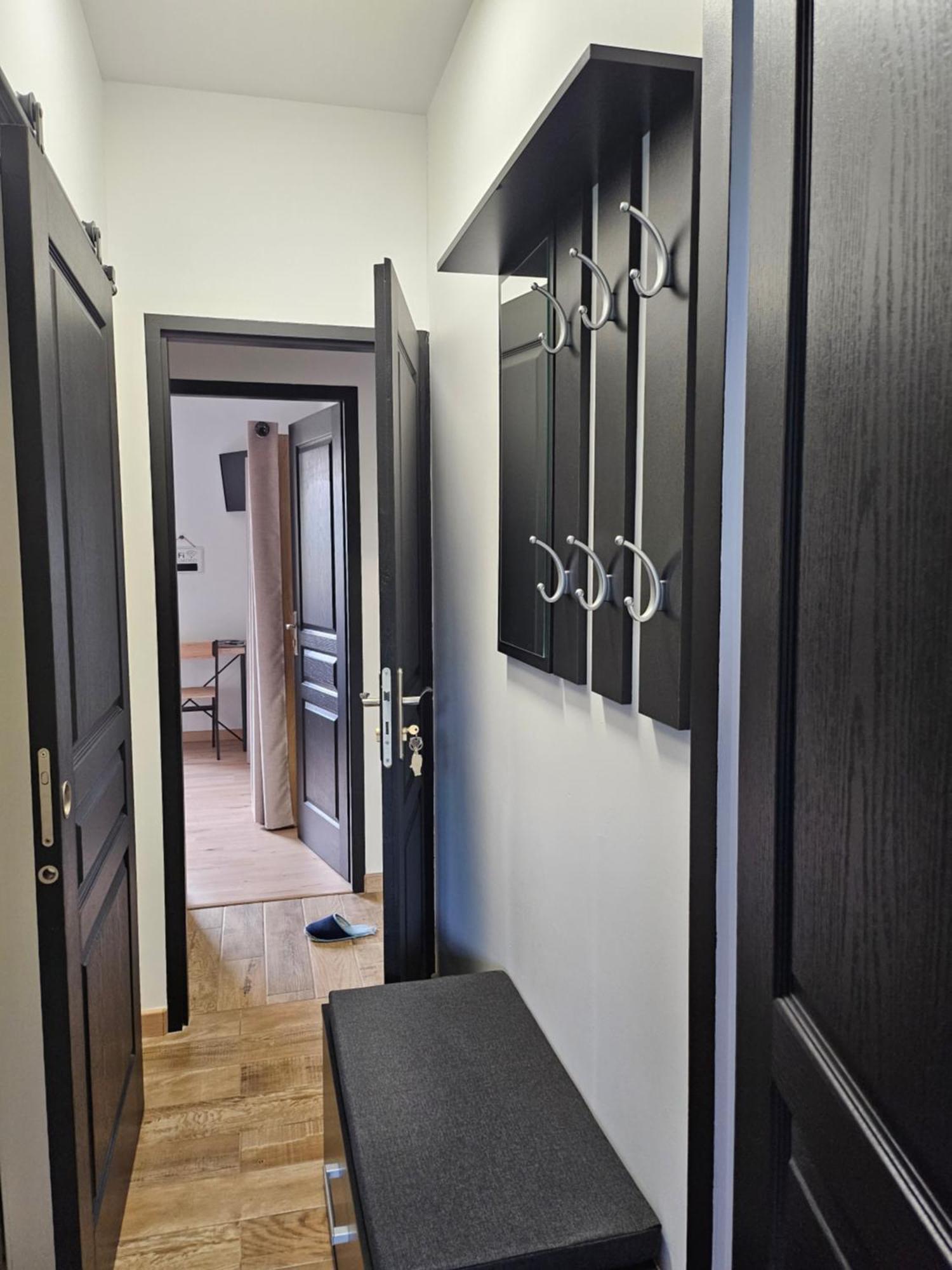Guécélard Les Chambres D'Estelle חדר תמונה